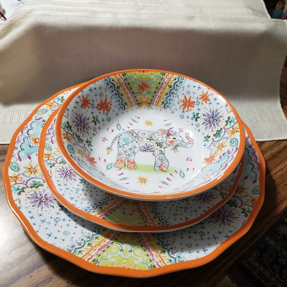 Rustico Yellow Paisley Boho Style Melamine Dinnerware (3 pieces)